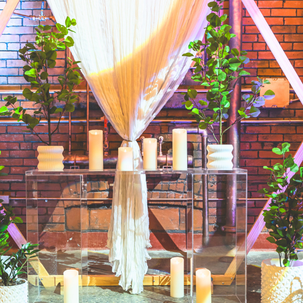 CS101 - PLEXI TABLE